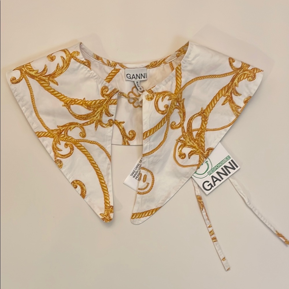 Ganni White and Gold Collar